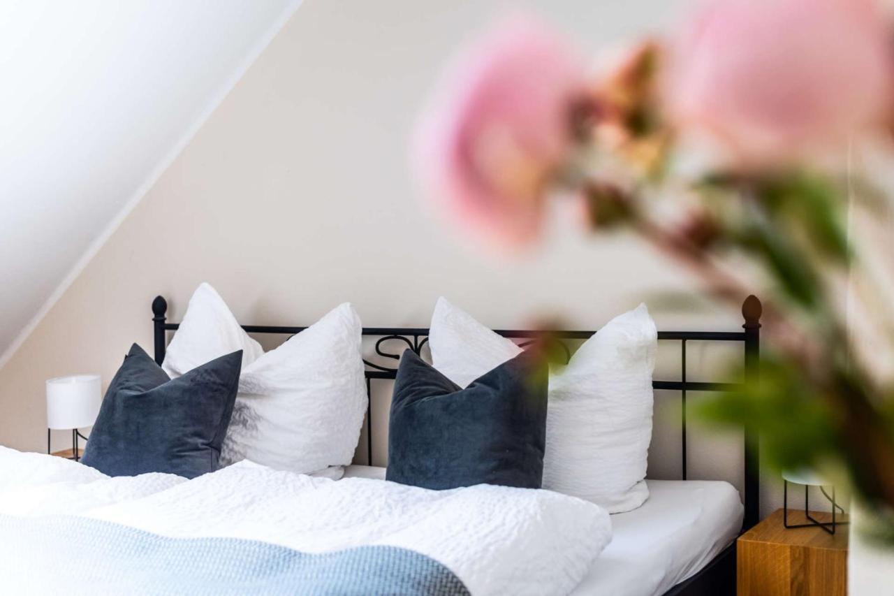 Hofgut Mollberg Hotell Wiefelstede Exteriör bild